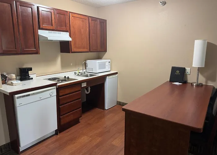 Grandstay Residential Suites Hotel - Eau Claire