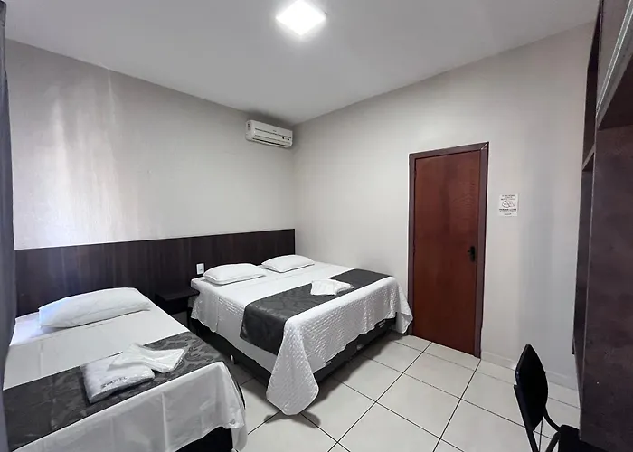 Rosa'S Hotel