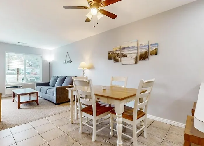 Harbor Village Pool Building Condo 104