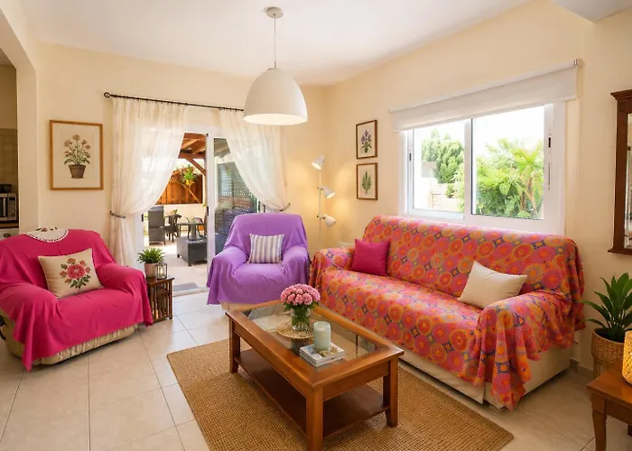 Unique Beach Luxurious Villas