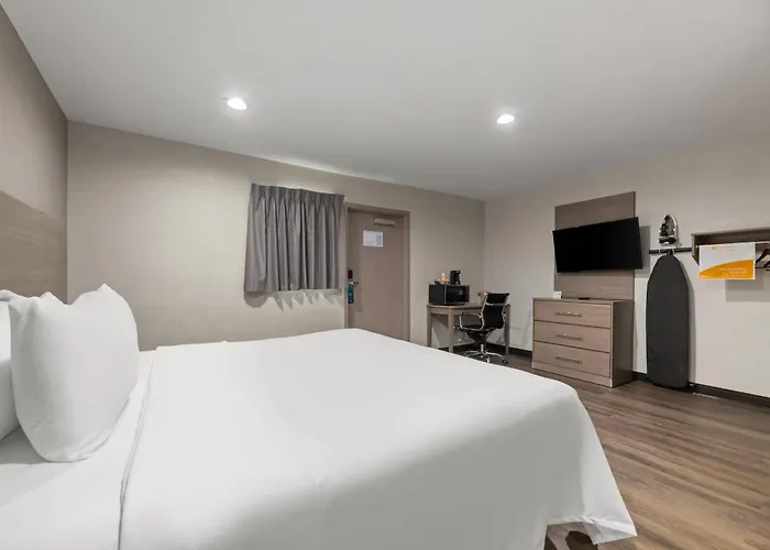 Quality Suites Wildwood - The Villages