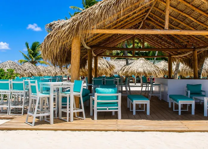 Villa Blanca Beach Club