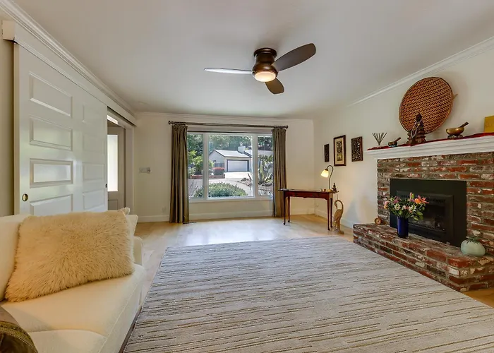 Novato Getaway: Pool, Hot Tub, Near Sf Bay!