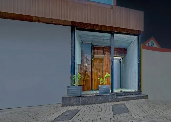 Hotel O Raipur