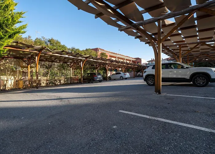 Stratos Hotel