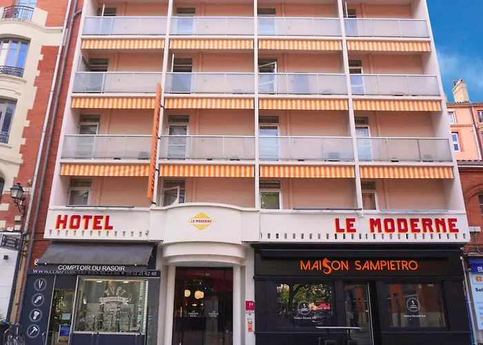 Hotel Ours Blanc - Place Victor Hugo