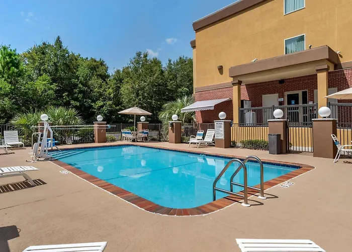 Comfort Suites Biloxi/Ocean Springs