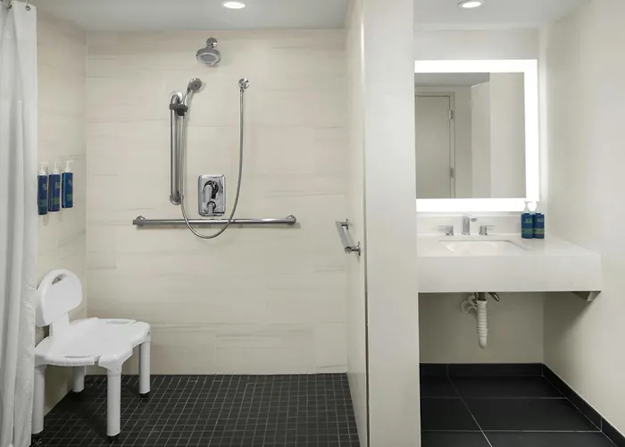 Four Points By Sheraton Richmond Airport