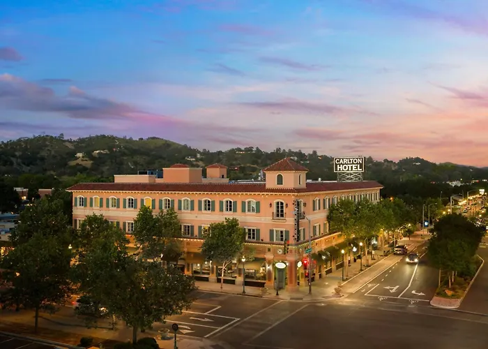 The Carlton Hotel, Atascadero Paso Robles, A Tribute Portfolio Hotel