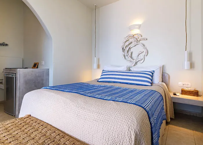 Blue Dolphins Apartments