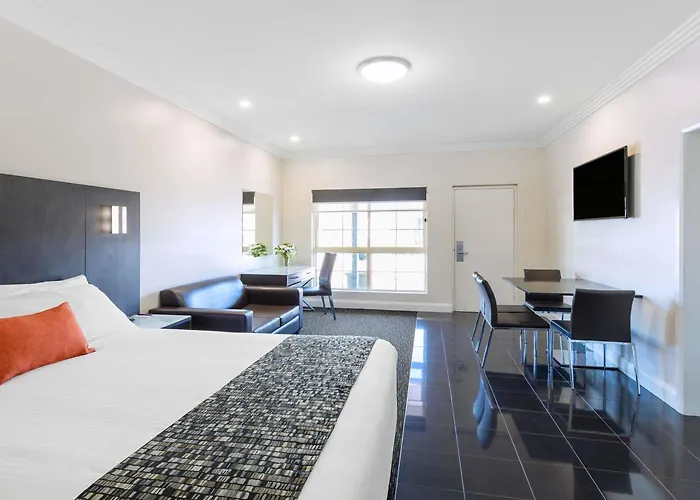 Mercure Goulburn