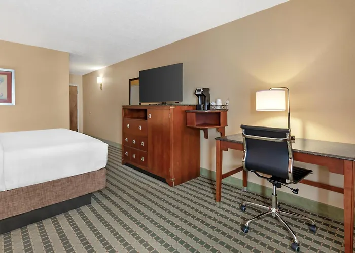 Best Western Plus Inn At Valley View