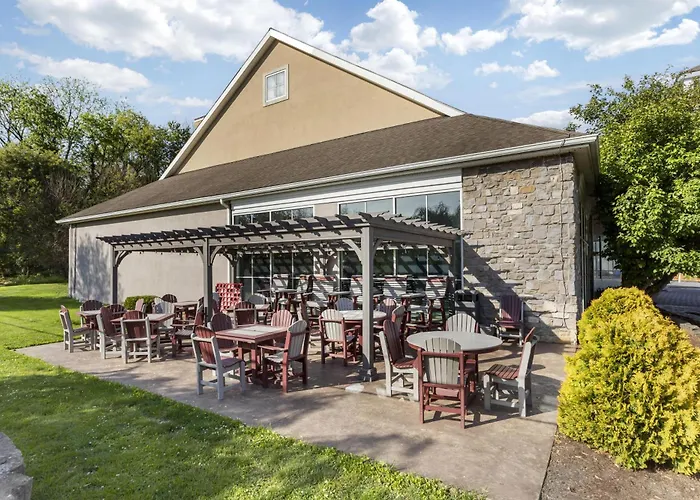 Best Western PLUS Revere Inn&Suites