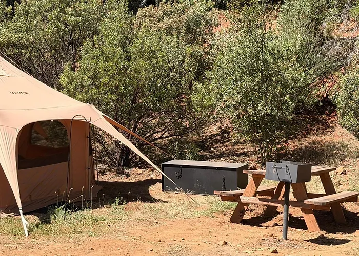 Yosemite Basecamp