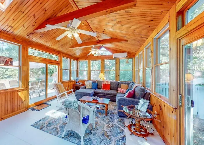 Harborview Villa
