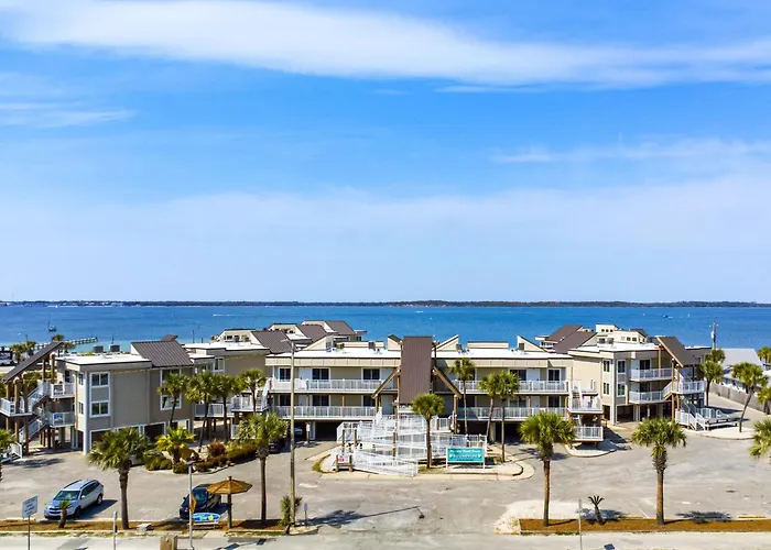 Soundside Holiday Beach Resort