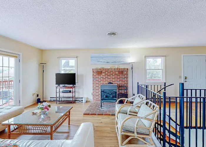 Fenwick Island --- 20 W Maryland Avenue