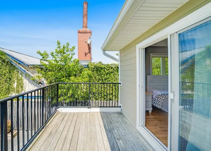 Scarborough Village - 245 Country Club Dr, Unit #608
