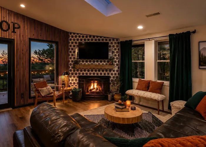 Ski Slope Views Hot Tub Prime Resort Spot