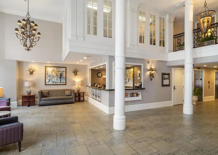 Best Western Plus St. Christopher Hotel