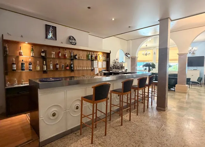 Hotel Madame Mere