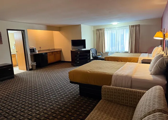 Econo Lodge Inn & Suites Wisconsin Dells