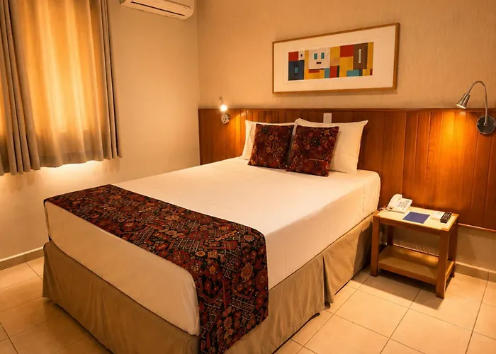 Hotel Riviera Lins