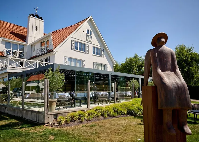 Lebeaubylivingroom Hotel