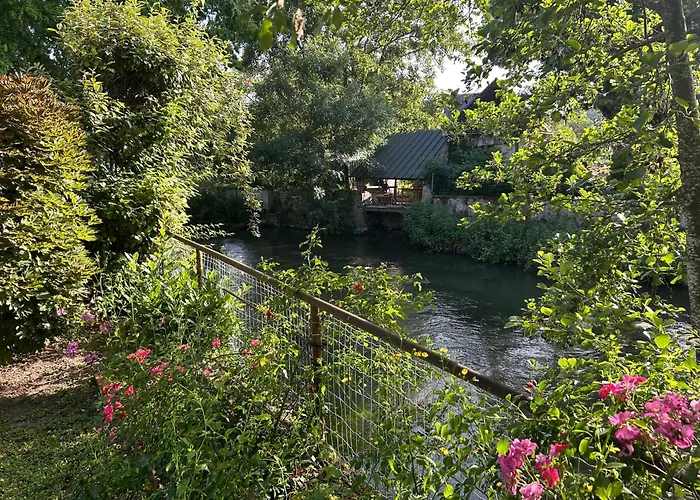 Logis Hotel De France