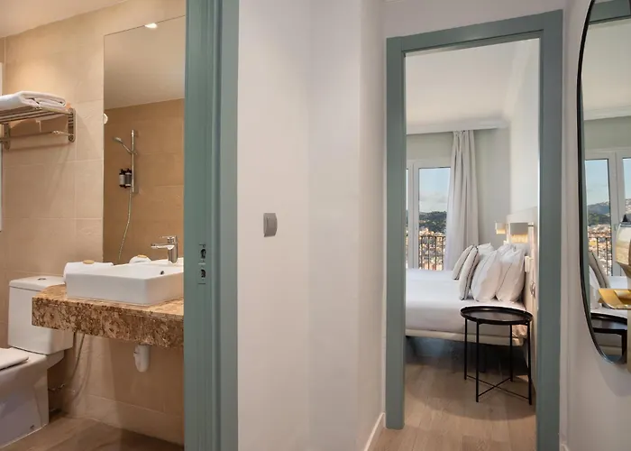 Hotel Montjoi By Brava Hoteles