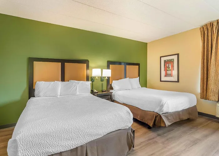 Extended Stay America Select Suites - Chicago - Lombard - Oakbrook