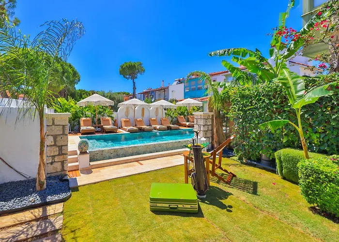 Palas Alaçatı - Adult Only