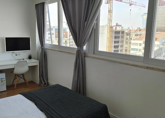 Republica 83 - Campo Pequeno Home Lisbon
