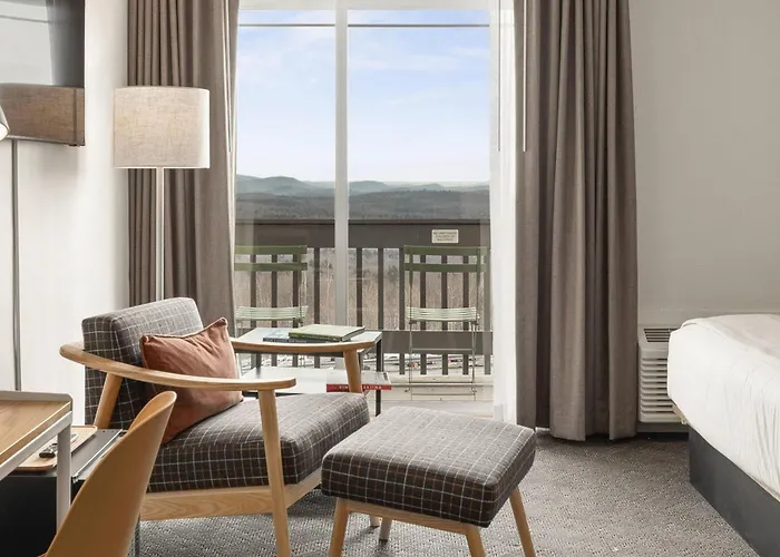 Sun Lodge Near Manchester Vt, Ascend Collection Hotel