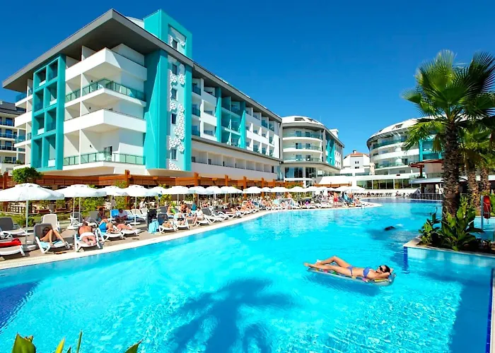 Seashell Resort Hotel & Spa