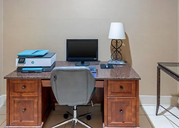 Comfort Suites Normal University Area