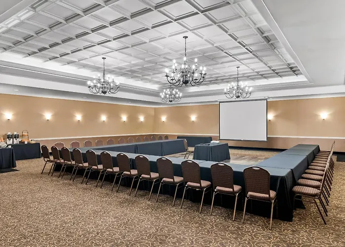 Comfort Suites Bethlehem Near Lehigh University And Lvi Airport