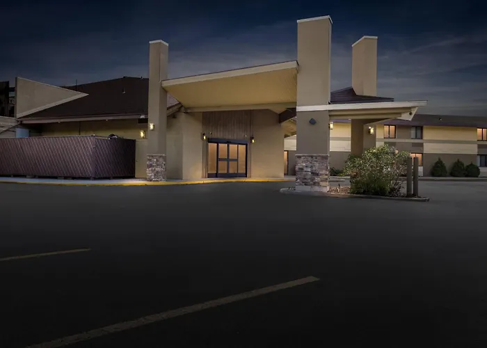 Quality Inn & Suites Black River Falls I-94