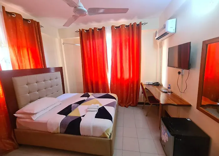 Dolphin Hotel