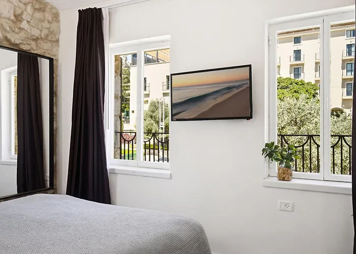 City Port Hotel
