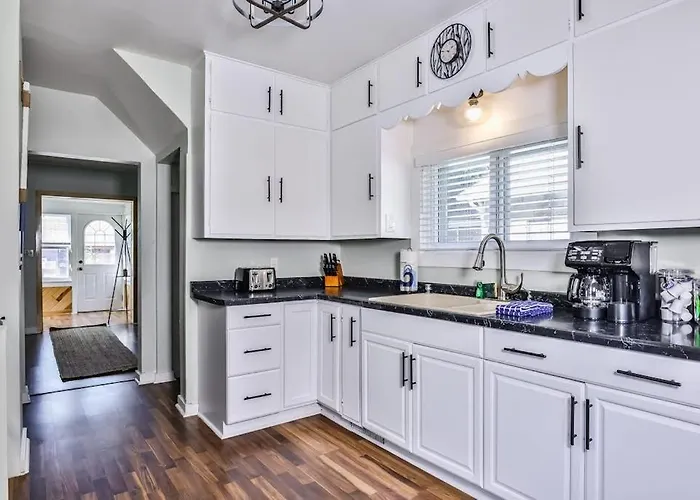 Riverview Cottage