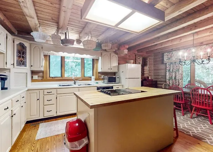 Laurel Cabin