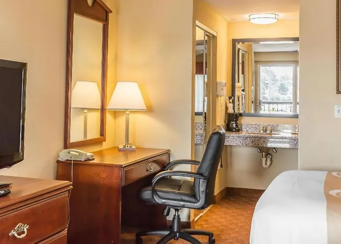 Quality Inn Calera I-65 Exit 231
