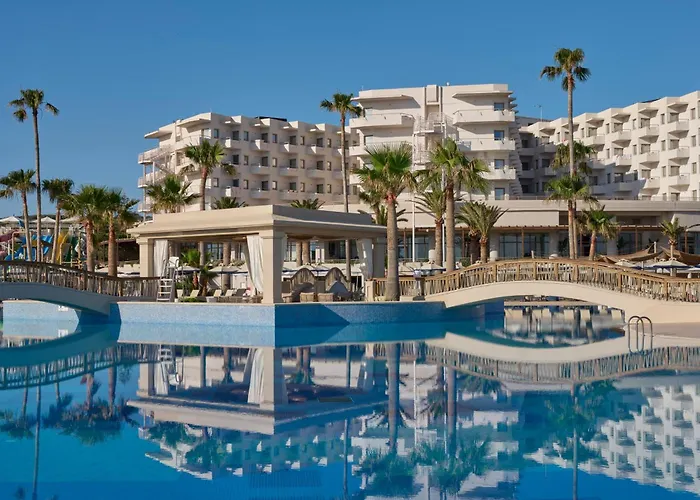 Atlantica Ocean Beach Resort