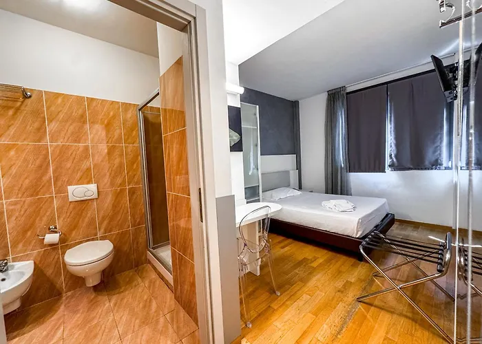 Continental Urban Art Hotel