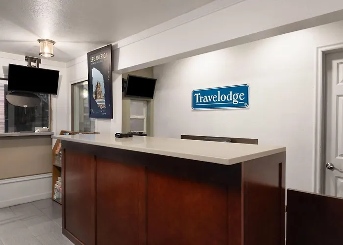 Travelodge By Wyndham Everett City Center