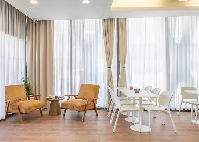B&B Hotel Marseille Centre La Timone