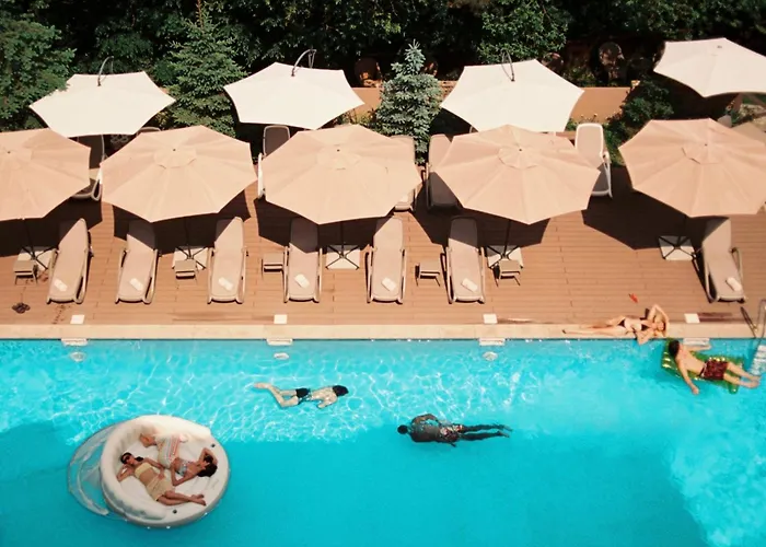Best Western Plus Paradise Hotel Dilijan
