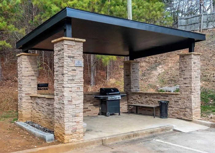 Comfort Inn & Suites Cartersville - Emerson Lake Point
