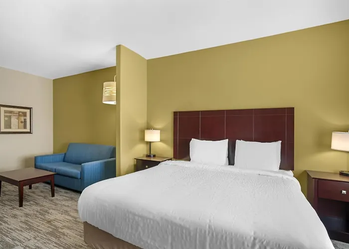 Best Western Plus Chalmette Hotel